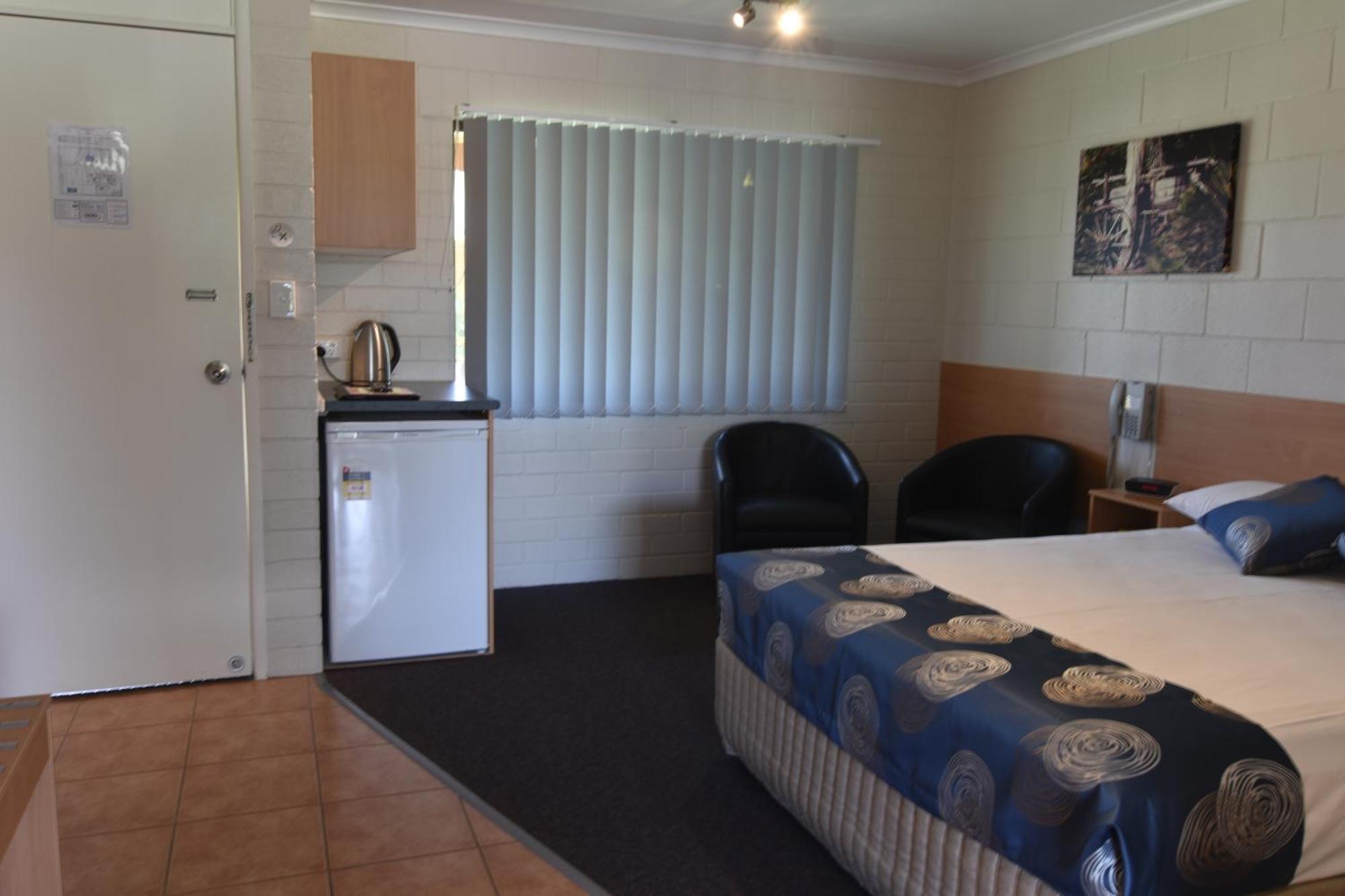 Mundubbera Billabong Motor Inn Szoba fotó